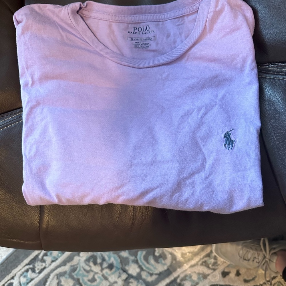 Light Purple/Lavender Polo Ralph Lauren crewneck t-shirt in size XL.